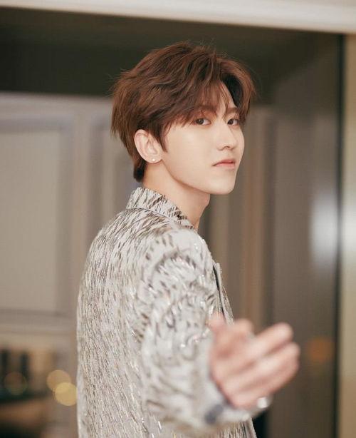 娱乐爆料赵泳鑫是谁啊,娱乐爆料中的神秘人物 第3张 娱乐爆料赵泳鑫是谁啊,娱乐爆料中的神秘人物 第3张